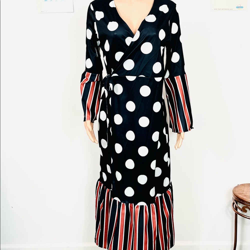 Elegant Duster / Wrap Dress: 2X - Picture 8 of 14